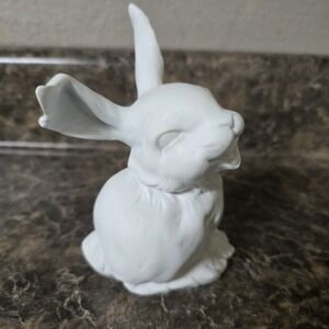 Kaiser White Bisque Laughing Rabbit West Germany #554 Marked